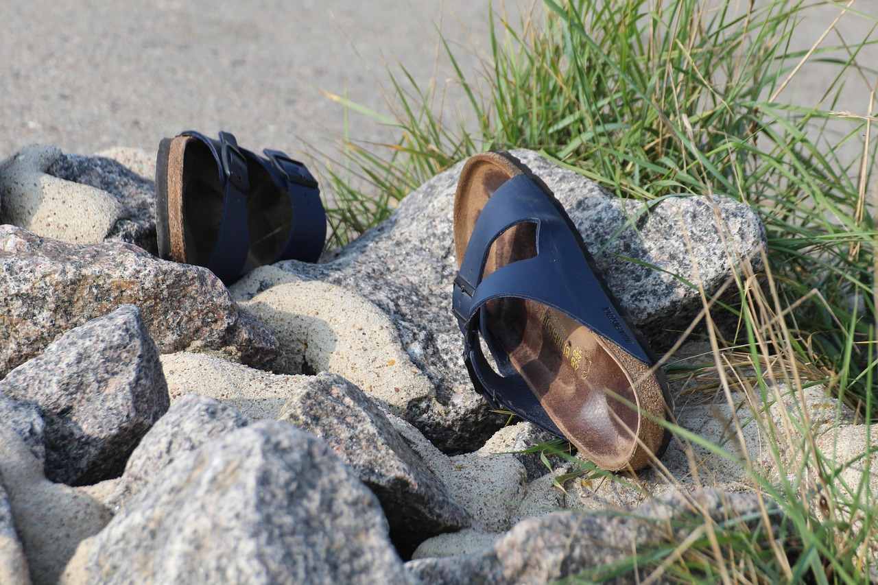 Birkenstock : ces sandales mythiques au sommet des tendances de l’été 2025