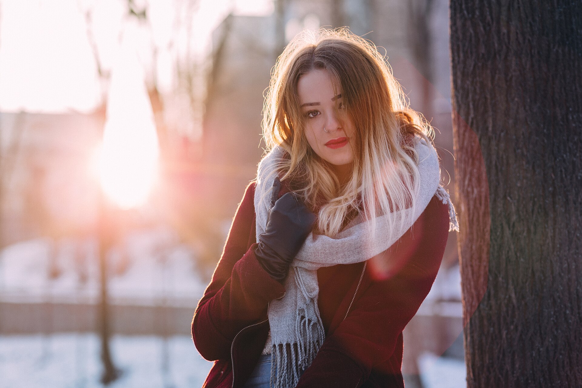 Comment nouer une écharpe : 7 façons simples de la porter cet hiver